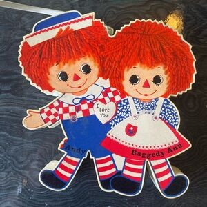 Vintage 1973 Raggedy Ann & Andy Transistor Radio